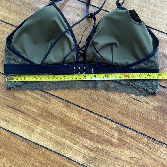 XOXO racerback olive green lace bra with removable padding Sz XL - Picture 4 of 4